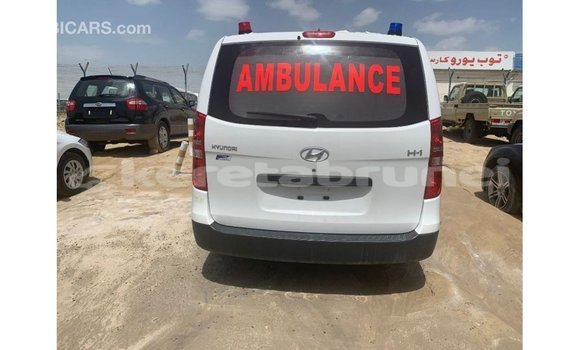 Buy Import Hyundai Accent White Car in Import - Dubai in Belait Buy Import Hyundai Accent White Car in Import - Dubai in Belait