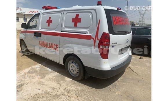 Buy Import Hyundai Accent White Car in Import - Dubai in Belait Buy Import Hyundai Accent White Car in Import - Dubai in Belait