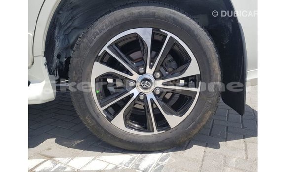 Buy Import Toyota Land Cruiser White Car in Import - Dubai in Belait Buy Import Toyota Land Cruiser White Car in Import - Dubai in Belait