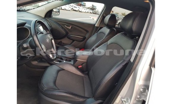 Buy Import Hyundai Tucson Other Car in Import - Dubai in Belait Buy Import Hyundai Tucson Other Car in Import - Dubai in Belait