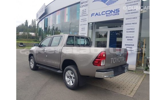 Buy Import Toyota Hilux Other Car in Import - Dubai in Belait Buy Import Toyota Hilux Other Car in Import - Dubai in Belait