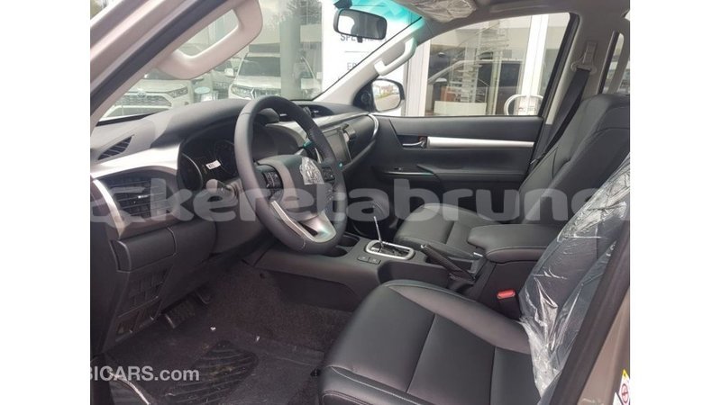 Big with watermark toyota hilux belait import dubai 3463