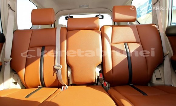 Buy Import Toyota Prado White Car in Import - Dubai in Belait Buy Import Toyota Prado White Car in Import - Dubai in Belait