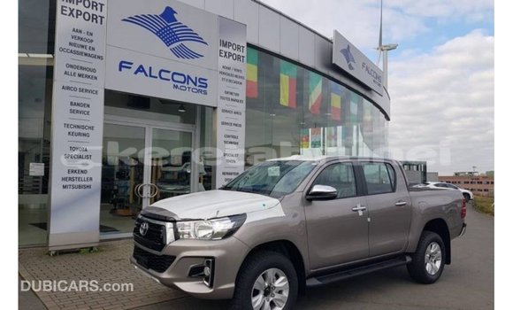Buy Import Toyota Hilux Other Car in Import - Dubai in Belait Buy Import Toyota Hilux Other Car in Import - Dubai in Belait