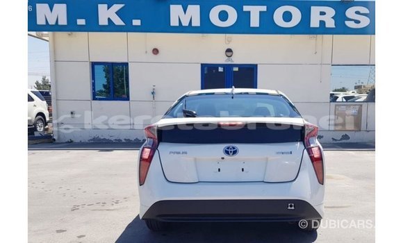 Buy Import Toyota Prius White Car in Import - Dubai in Belait Buy Import Toyota Prius White Car in Import - Dubai in Belait