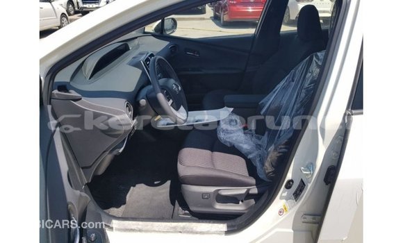 Buy Import Toyota Prius White Car in Import - Dubai in Belait Buy Import Toyota Prius White Car in Import - Dubai in Belait