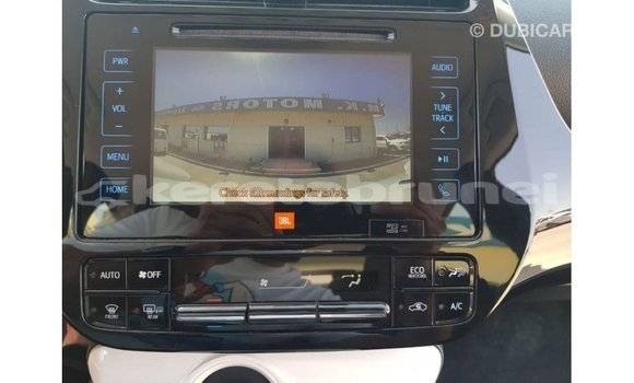 Buy Import Toyota Prius White Car in Import - Dubai in Belait Buy Import Toyota Prius White Car in Import - Dubai in Belait