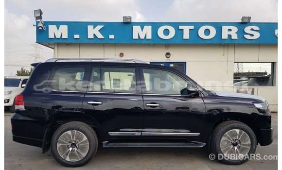 Buy Import Toyota Land Cruiser Black Car in Import - Dubai in Belait Buy Import Toyota Land Cruiser Black Car in Import - Dubai in Belait