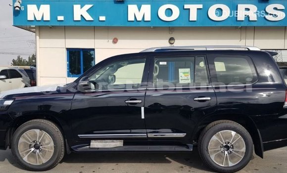 Buy Import Toyota Land Cruiser Black Car in Import - Dubai in Belait Buy Import Toyota Land Cruiser Black Car in Import - Dubai in Belait