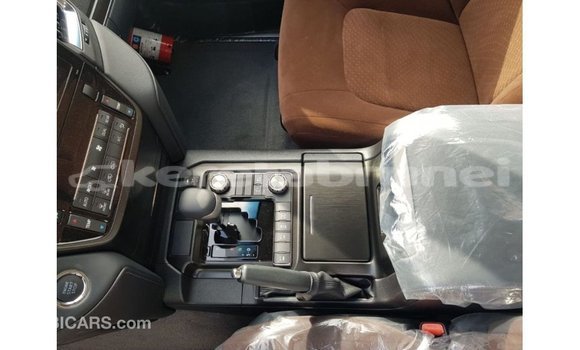 Buy Import Toyota Land Cruiser Black Car in Import - Dubai in Belait Buy Import Toyota Land Cruiser Black Car in Import - Dubai in Belait