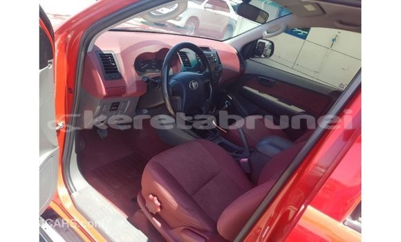 Buy Import Toyota Hilux Red Car in Import - Dubai in Belait Buy Import Toyota Hilux Red Car in Import - Dubai in Belait