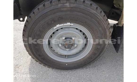 Buy Import Toyota Land Cruiser Beige Car in Import - Dubai in Belait Buy Import Toyota Land Cruiser Beige Car in Import - Dubai in Belait