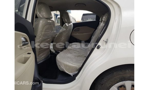 Buy Import Kia Rio White Car in Import - Dubai in Belait Buy Import Kia Rio White Car in Import - Dubai in Belait