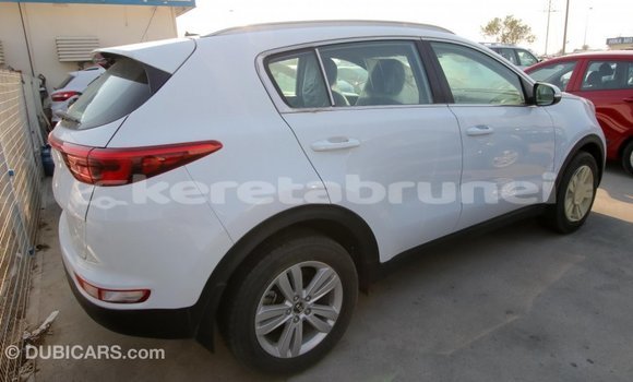 Buy Import Kia Sportage White Car in Import - Dubai in Belait Buy Import Kia Sportage White Car in Import - Dubai in Belait