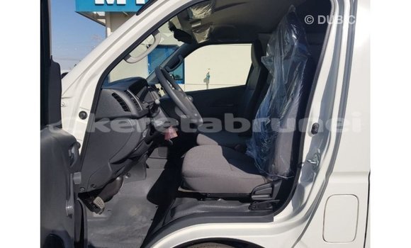 Buy Import Toyota Hiace White Car in Import - Dubai in Belait Buy Import Toyota Hiace White Car in Import - Dubai in Belait