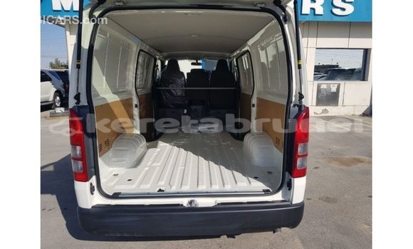 Buy Import Toyota Hiace White Car in Import - Dubai in Belait Buy Import Toyota Hiace White Car in Import - Dubai in Belait