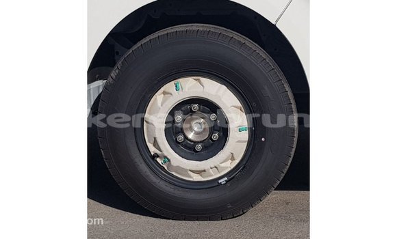 Buy Import Toyota Hiace White Car in Import - Dubai in Belait Buy Import Toyota Hiace White Car in Import - Dubai in Belait