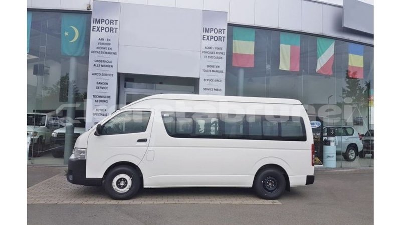 Big with watermark toyota hiace belait import dubai 3495