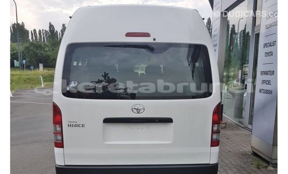 Buy Import Toyota Hiace White Car in Import - Dubai in Belait Buy Import Toyota Hiace White Car in Import - Dubai in Belait