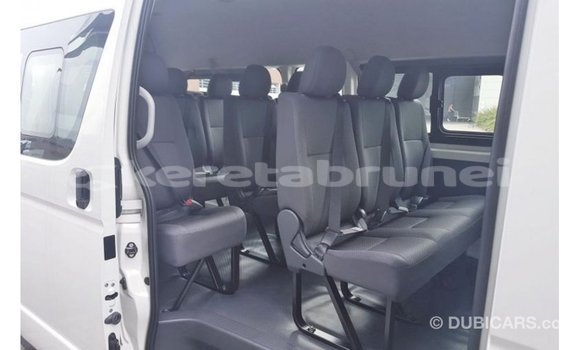 Buy Import Toyota Hiace White Car in Import - Dubai in Belait Buy Import Toyota Hiace White Car in Import - Dubai in Belait