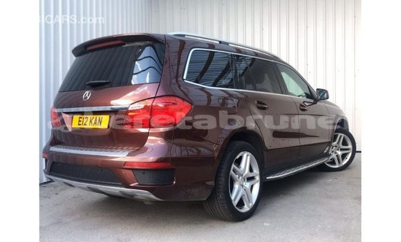 Buy Import Mercedes-Benz 190 Red Car in Import - Dubai in Belait Buy Import Mercedes-Benz 190 Red Car in Import - Dubai in Belait