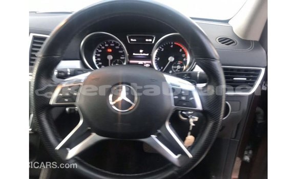 Buy Import Mercedes-Benz 190 Red Car in Import - Dubai in Belait Buy Import Mercedes-Benz 190 Red Car in Import - Dubai in Belait