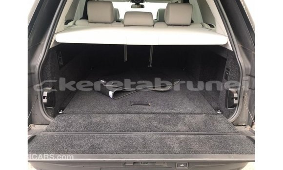 Buy Import Land Rover Range Rover Black Car in Import - Dubai in Belait Buy Import Land Rover Range Rover Black Car in Import - Dubai in Belait