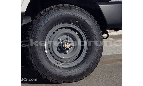 Buy Import Toyota Land Cruiser White Car in Import - Dubai in Belait Buy Import Toyota Land Cruiser White Car in Import - Dubai in Belait