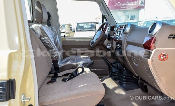 Buy Import Toyota Land Cruiser Beige Car in Import - Dubai in Belait Buy Import Toyota Land Cruiser Beige Car in Import - Dubai in Belait