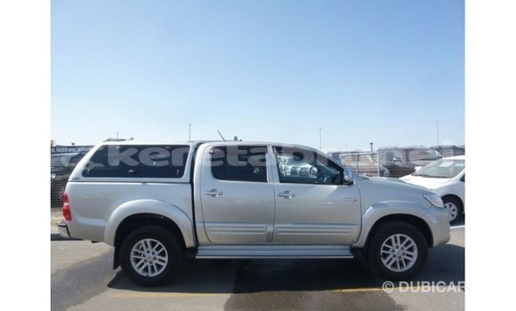 Buy Import Toyota Hilux Other Car in Import - Dubai in Belait Buy Import Toyota Hilux Other Car in Import - Dubai in Belait