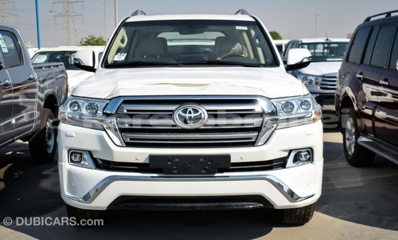 Buy Import Toyota Land Cruiser White Car in Import - Dubai in Belait Buy Import Toyota Land Cruiser White Car in Import - Dubai in Belait