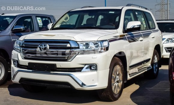 Buy Import Toyota Land Cruiser White Car in Import - Dubai in Belait Buy Import Toyota Land Cruiser White Car in Import - Dubai in Belait