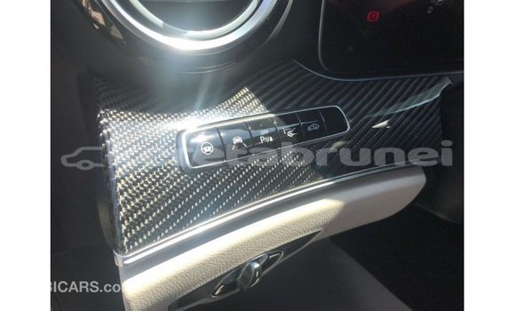 Buy Import Mercedes-Benz 190 Other Car in Import - Dubai in Belait Buy Import Mercedes-Benz 190 Other Car in Import - Dubai in Belait