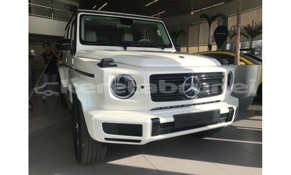 Buy Import Mercedes-Benz 190 White Car in Import - Dubai in Belait Buy Import Mercedes-Benz 190 White Car in Import - Dubai in Belait