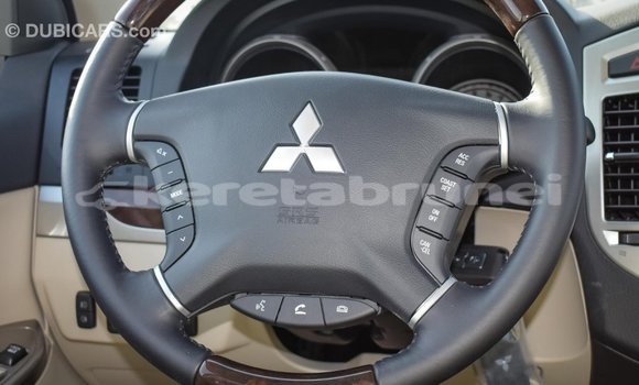 Buy Import Mitsubishi Pajero White Car in Import - Dubai in Belait Buy Import Mitsubishi Pajero White Car in Import - Dubai in Belait