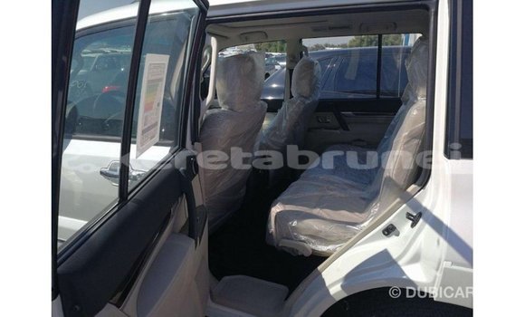 Buy Import Mitsubishi Pajero White Car in Import - Dubai in Belait Buy Import Mitsubishi Pajero White Car in Import - Dubai in Belait
