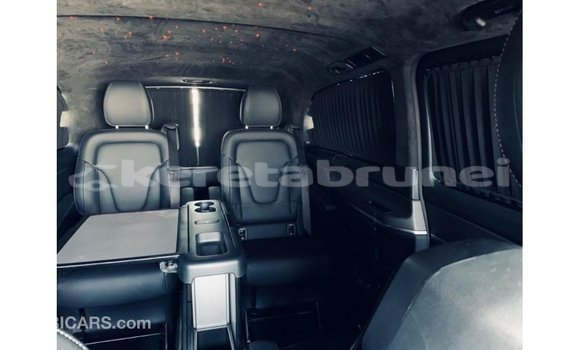 Buy Import Mercedes-Benz 250 Black Car in Import - Dubai in Belait Buy Import Mercedes-Benz 250 Black Car in Import - Dubai in Belait