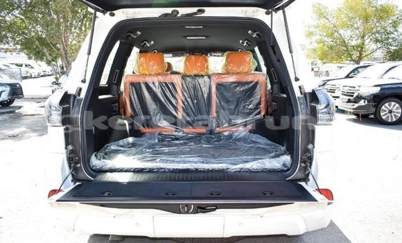 Buy Import Lexus LX White Car in Import - Dubai in Belait Buy Import Lexus LX White Car in Import - Dubai in Belait