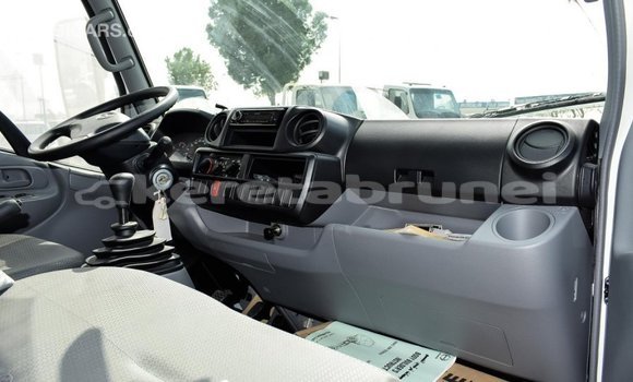 Buy Import Hino 300 Series White Truck in Import - Dubai in Belait Buy Import Hino 300 Series White Truck in Import - Dubai in Belait