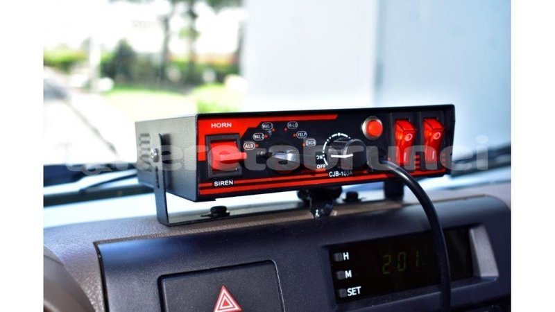 Big with watermark toyota land cruiser belait import dubai 3591