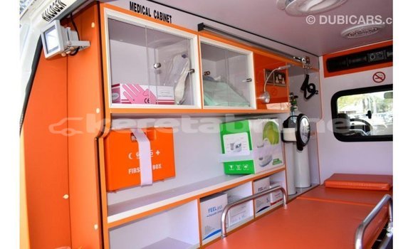 Buy Import Toyota Land Cruiser White Car in Import - Dubai in Belait Buy Import Toyota Land Cruiser White Car in Import - Dubai in Belait