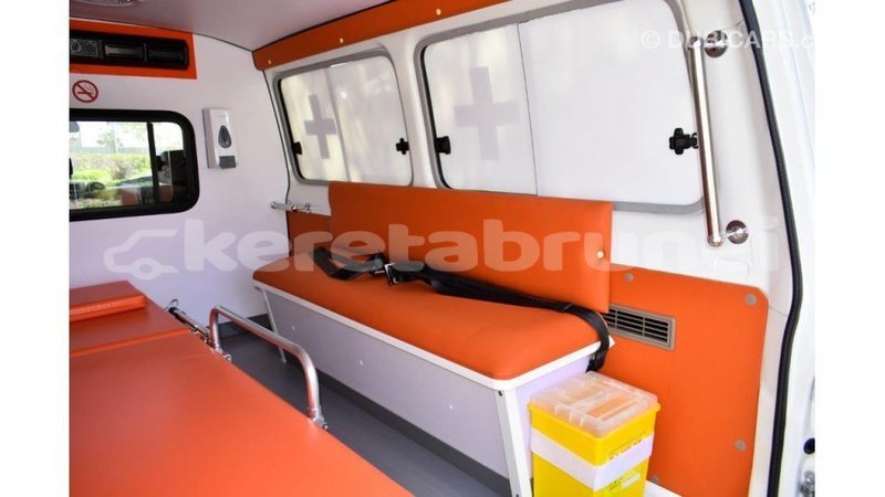 Big with watermark toyota land cruiser belait import dubai 3591