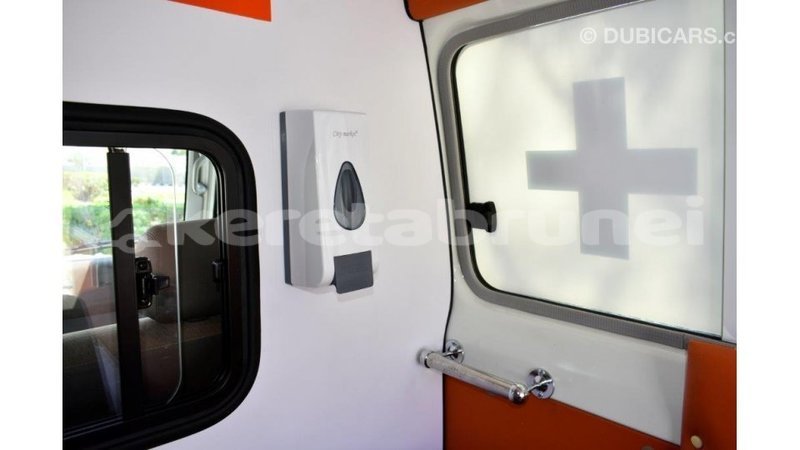 Big with watermark toyota land cruiser belait import dubai 3591