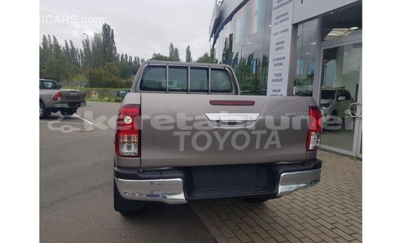 Buy Import Toyota Hilux Other Car in Import - Dubai in Belait Buy Import Toyota Hilux Other Car in Import - Dubai in Belait