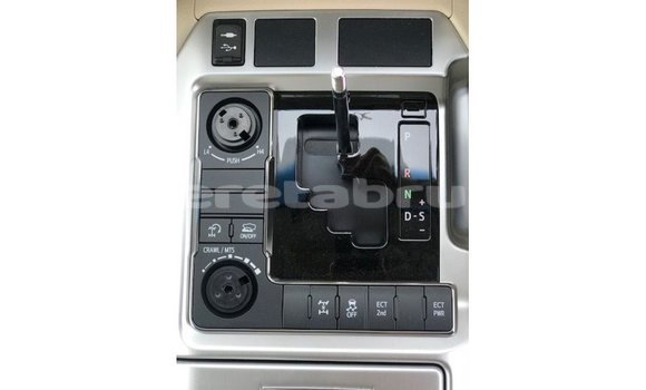 Buy Import Toyota Land Cruiser White Car in Import - Dubai in Belait Buy Import Toyota Land Cruiser White Car in Import - Dubai in Belait