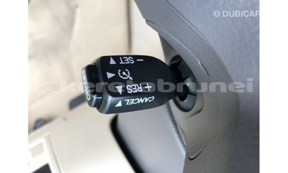 Buy Import Toyota Land Cruiser White Car in Import - Dubai in Belait Buy Import Toyota Land Cruiser White Car in Import - Dubai in Belait