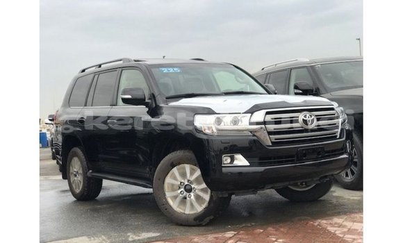 Buy Import Toyota Land Cruiser Black Car in Import - Dubai in Belait Buy Import Toyota Land Cruiser Black Car in Import - Dubai in Belait