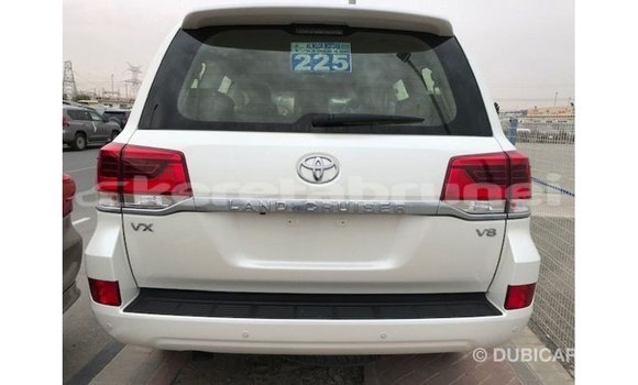 Buy Import Toyota Land Cruiser White Car in Import - Dubai in Belait Buy Import Toyota Land Cruiser White Car in Import - Dubai in Belait