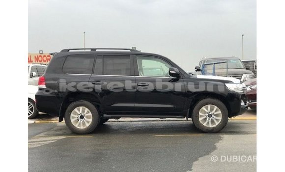 Buy Import Toyota Land Cruiser Black Car in Import - Dubai in Belait Buy Import Toyota Land Cruiser Black Car in Import - Dubai in Belait
