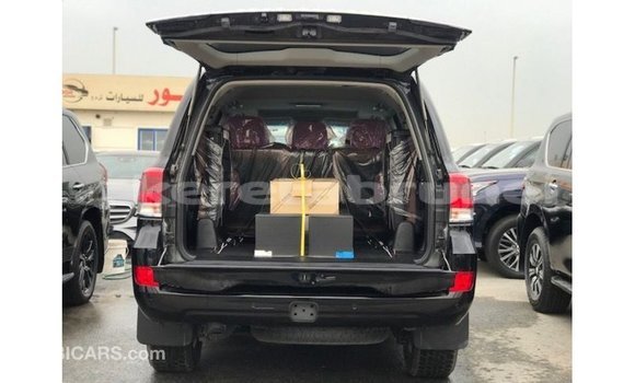Buy Import Toyota Land Cruiser Black Car in Import - Dubai in Belait Buy Import Toyota Land Cruiser Black Car in Import - Dubai in Belait